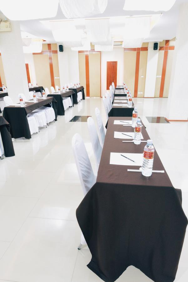 Glory Place Hua Hin Exterior photo