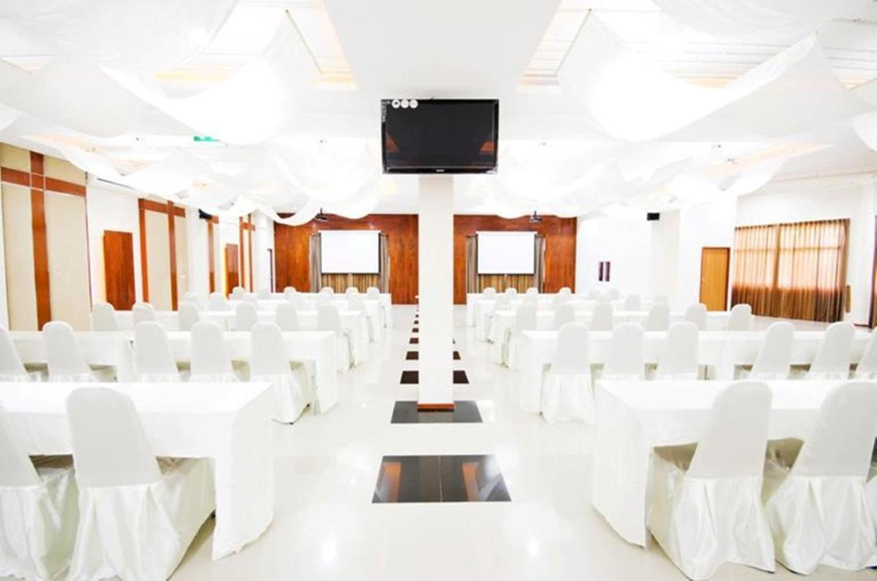 Glory Place Hua Hin Exterior photo